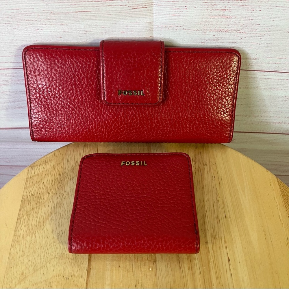 Fossil Red Pebble 2 piece Wallet Set